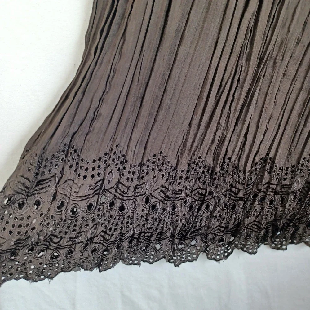 Chicos Brown Crinkle Broomstick Maxi Skirt Eyelet Lace Trim Size 2 L XL Womens